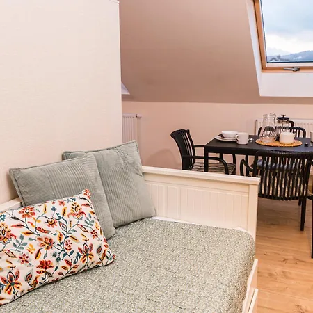 V&d 7 By Mountain Ways Apartman