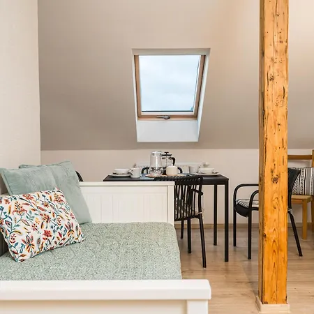 V&d 7 By Mountain Ways Apartman *